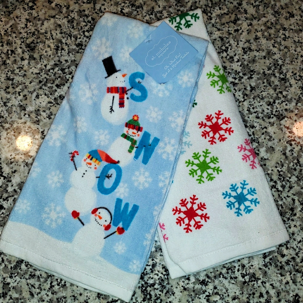 2 St. Nicholas Snowman Holiday Kitchen Dish Towels